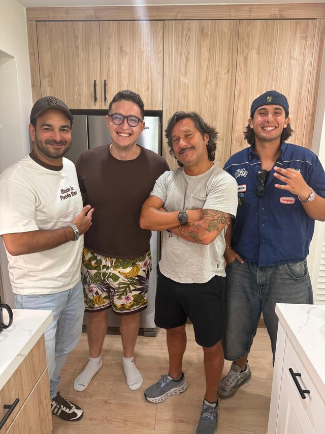 Na'vi con artistas y colegas